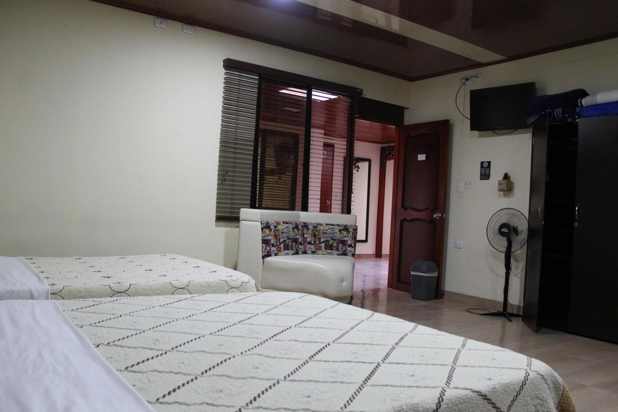 Find Land & A Rest Hotel Filandia Luaran gambar